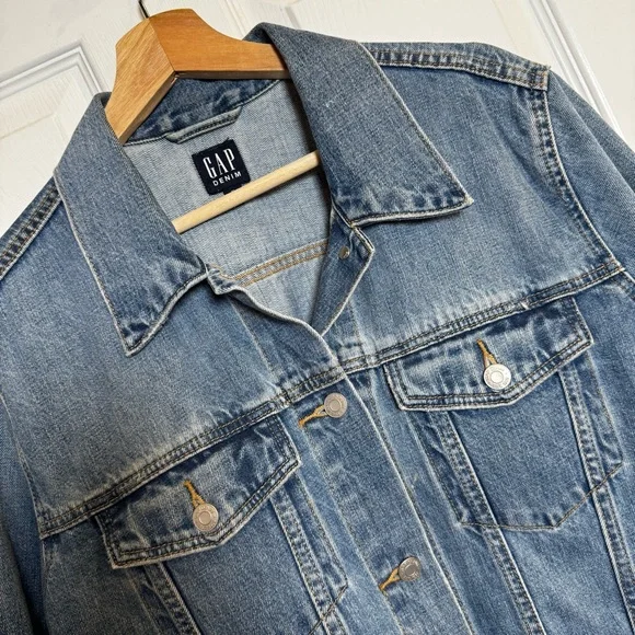 GAP Denim Trucker Jacket XL Classic Blue Jean 100% Cotton Vintage Wash - Picture 3 of 9